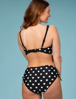Prickig hipster bikinitrosa