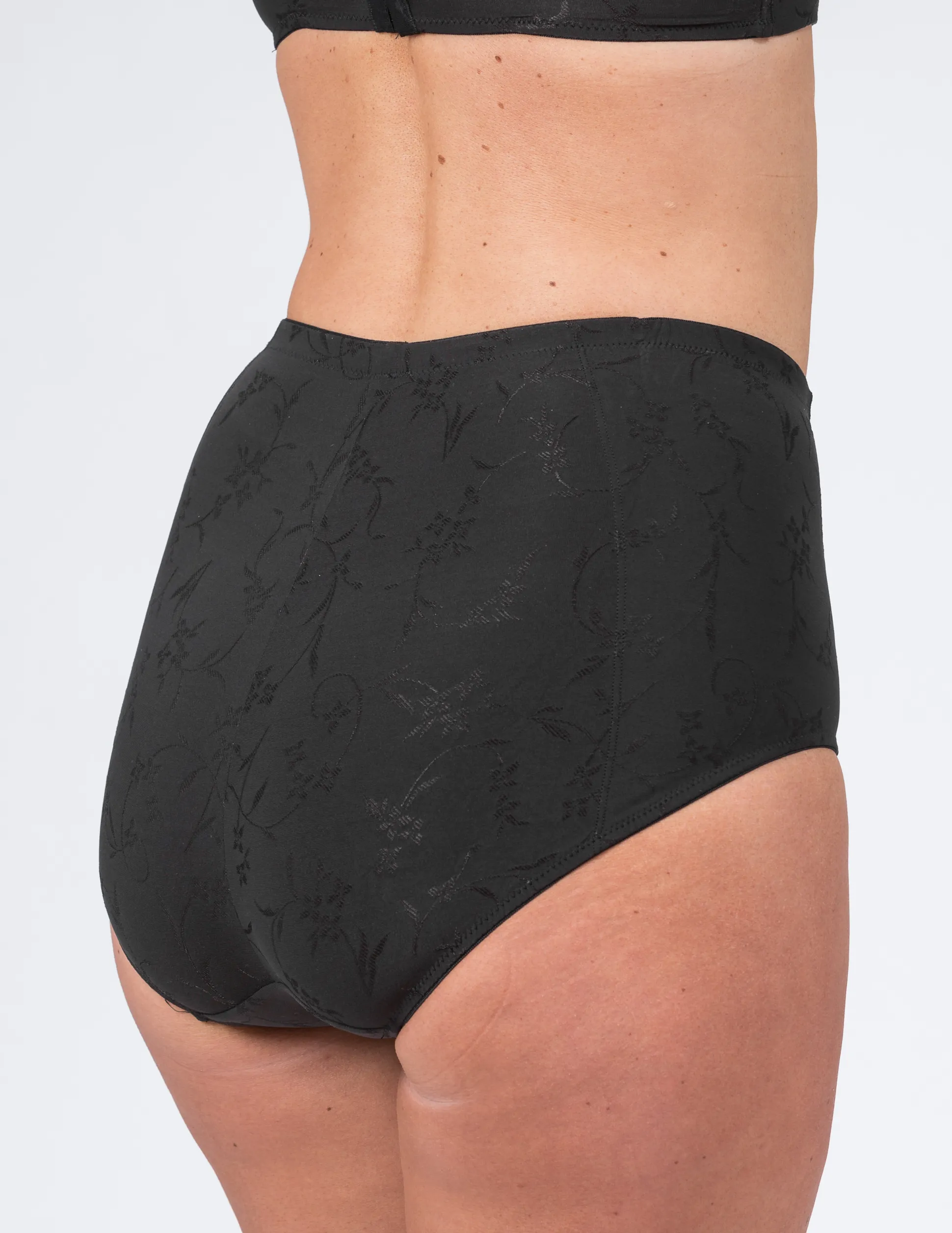Svart shapingtrosa maxi