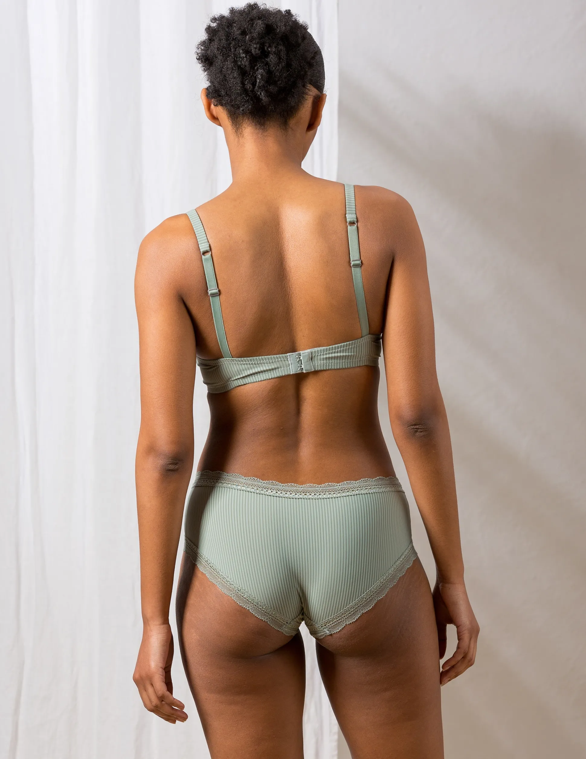 Trosa Hipster Laila Spets Jacquard Army